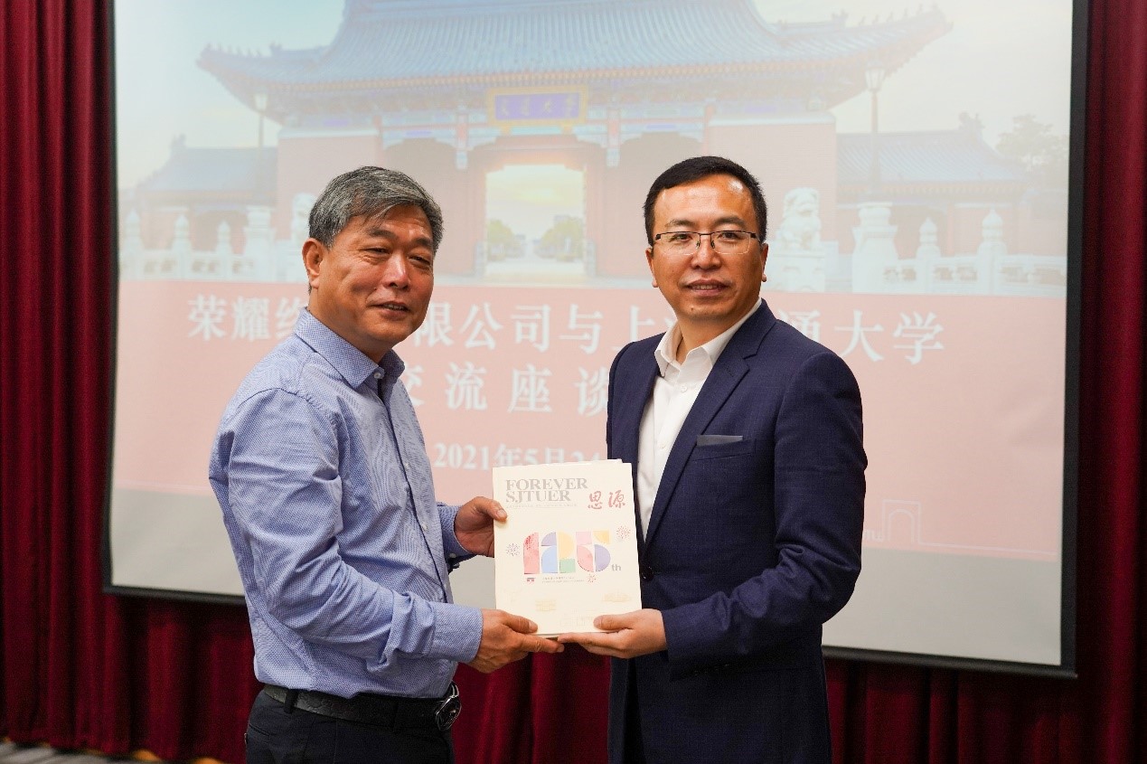 1622096526795085769.jpg 1.jpg