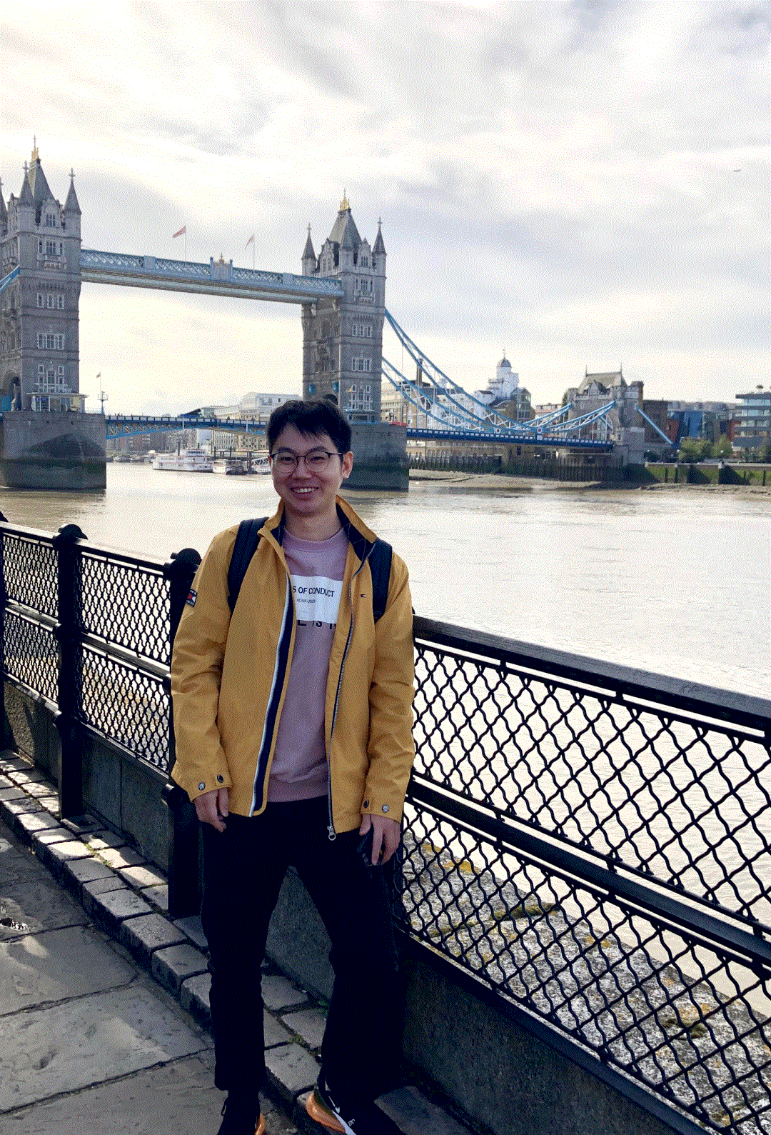 1654673827777060214.gif 2.gif