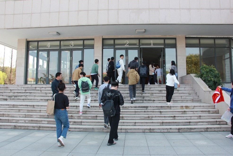 图片3.jpg 图片3.jpg