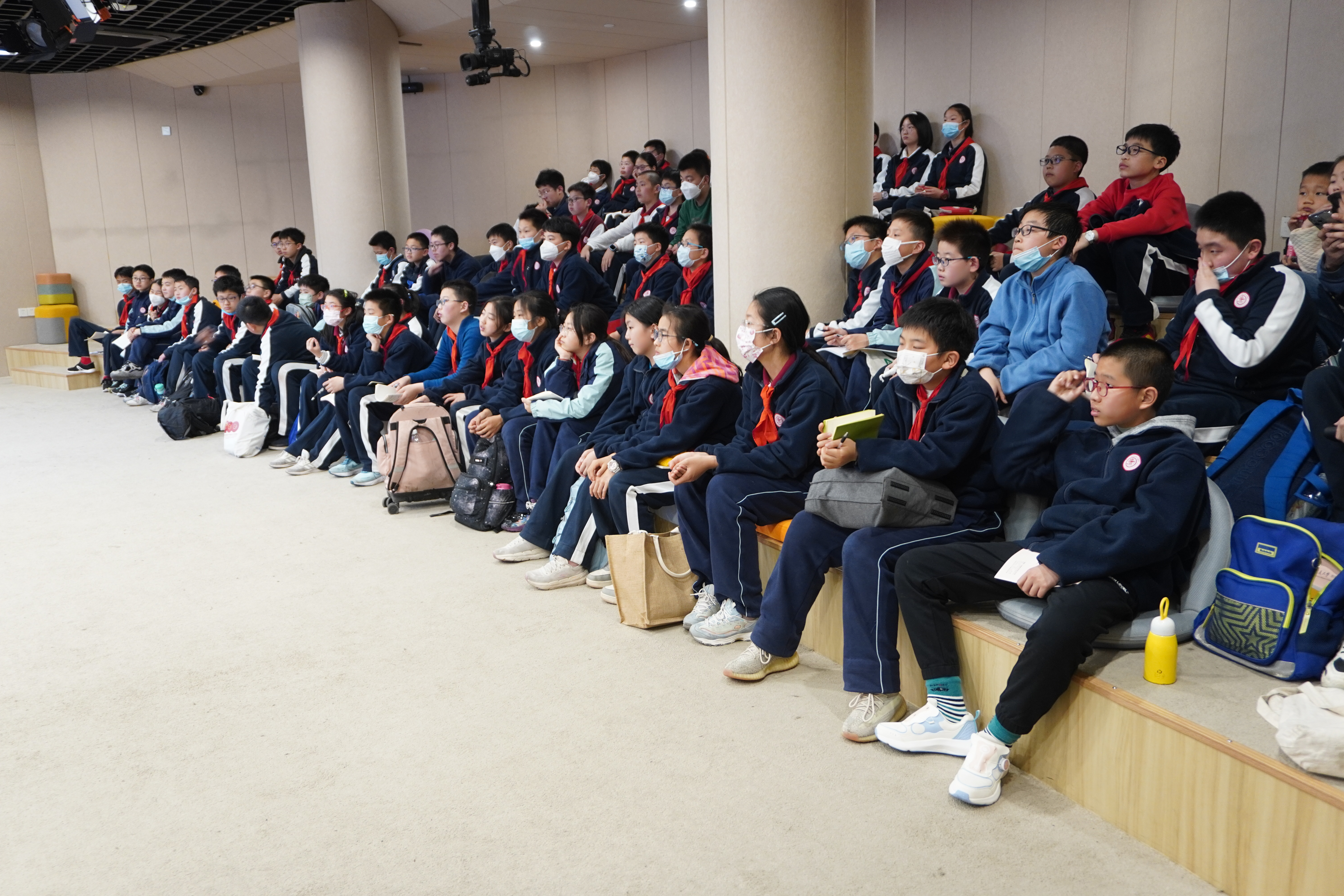 图片5.jpg 图片5.JPG