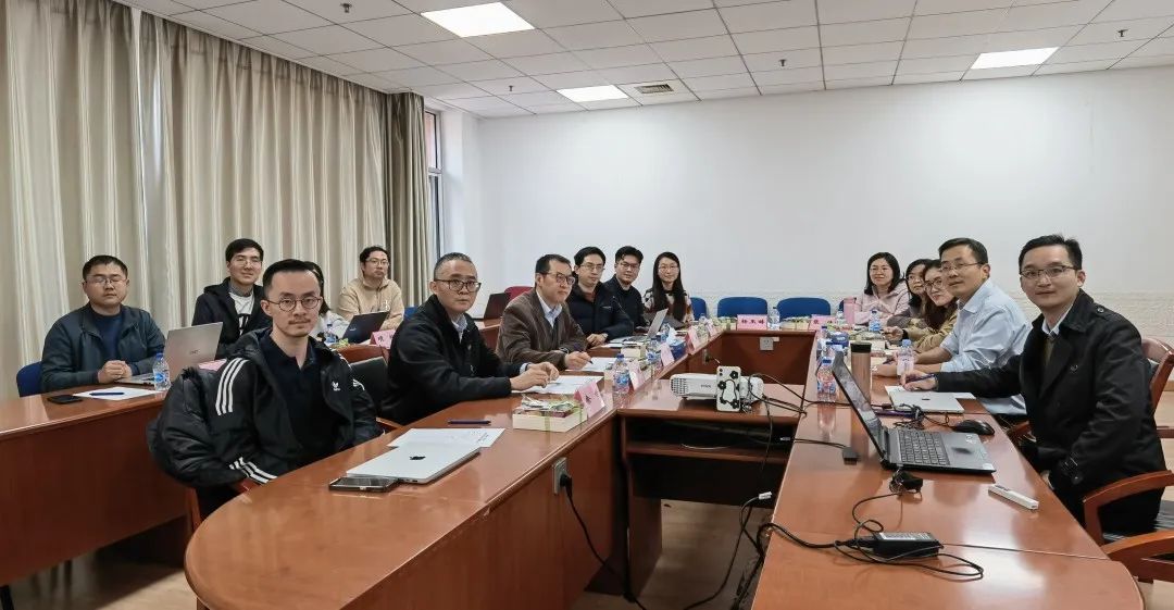 图1辅导会现场.jpg 图1辅导会现场.jpg