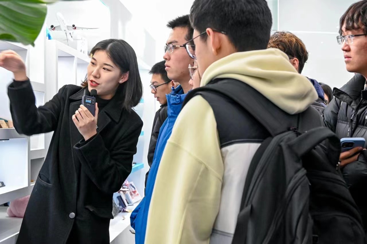 配图3.jpg 配图3.jpg