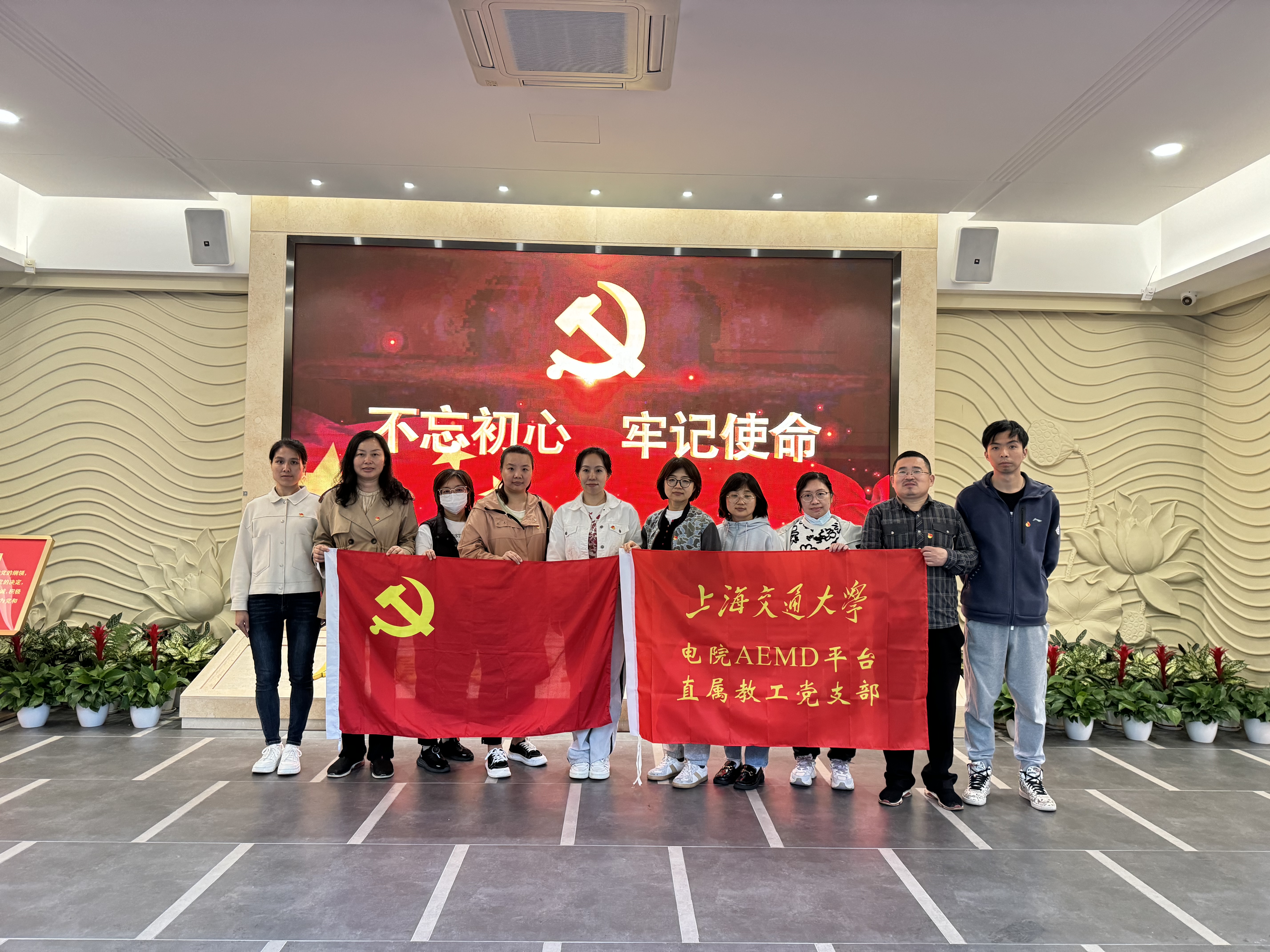 图片5.jpg 图片5.jpg