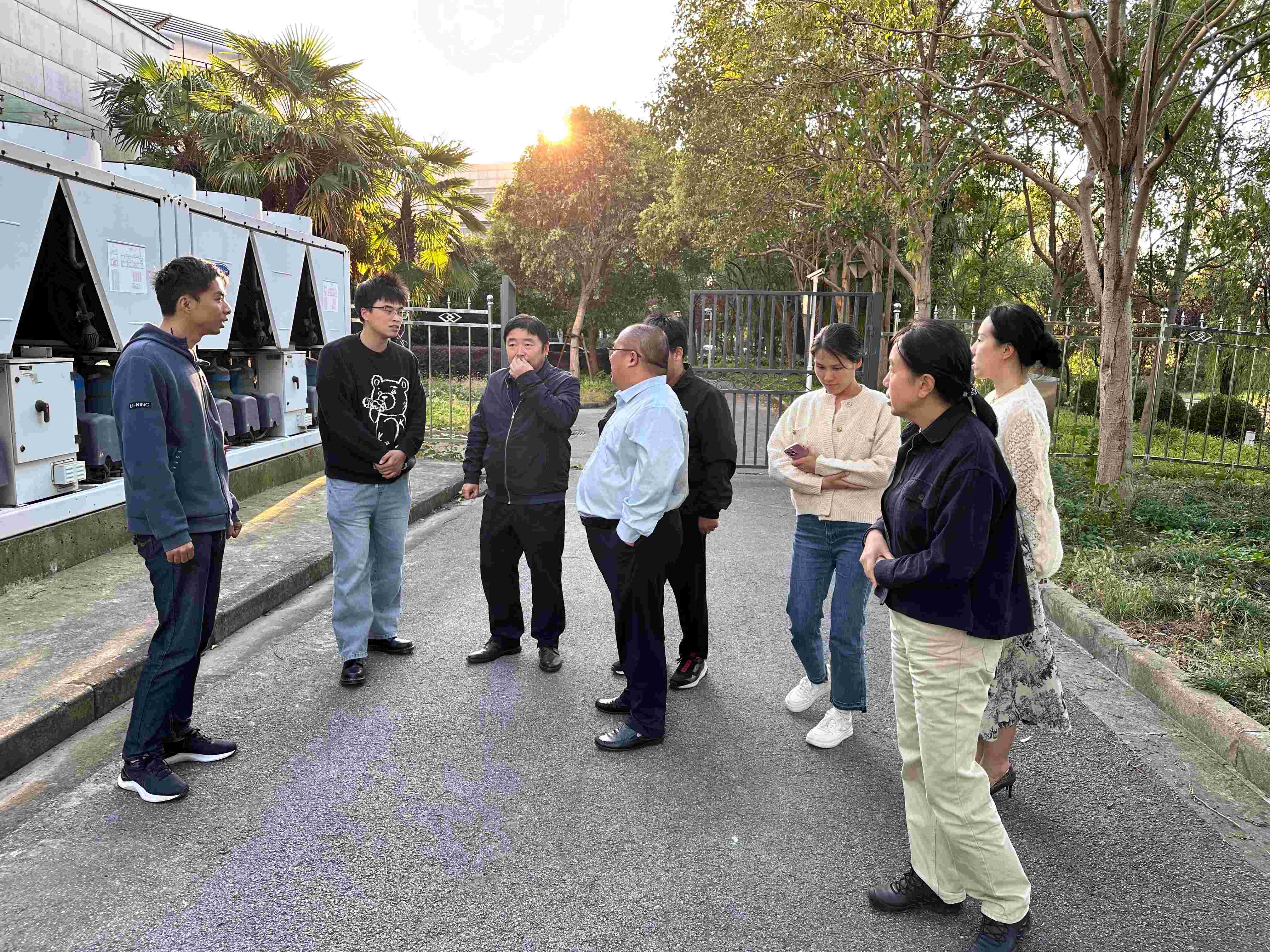 图片4.jpg 图片4.jpg