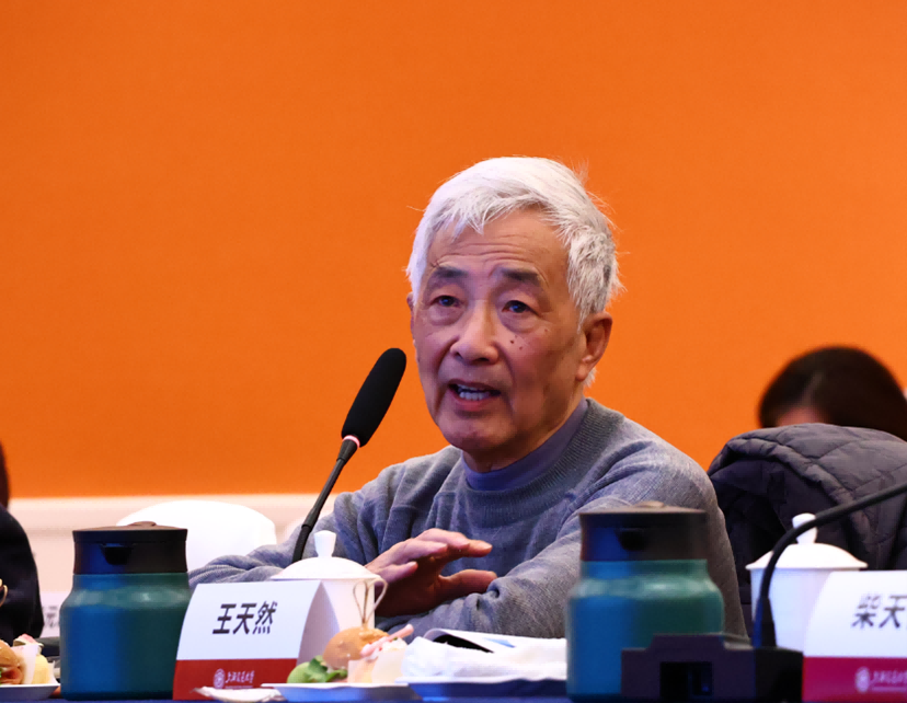 图片8学术委员会委员上海交通大学席裕庚教授点评和指导.png 图片8学术委员会委员上海交通大学席裕庚教授点评和指导.png